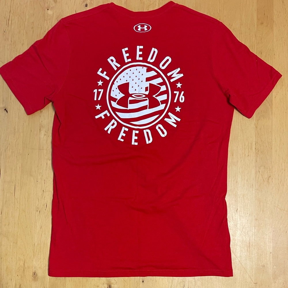 Under Armour Men’s Freedom Tshirt Red Sz Medium